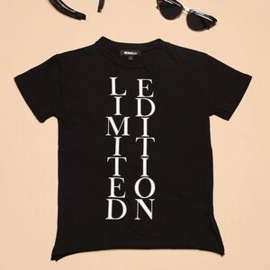 Fashion Nova, girls graphic top, size 6